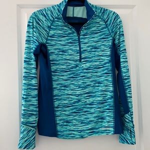 Patagonia rash guard pull over